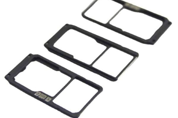 MIM smartphone components including connector housings
